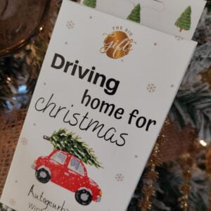 geurhangertje voor in de auto "driving home for christmas" dennengeur